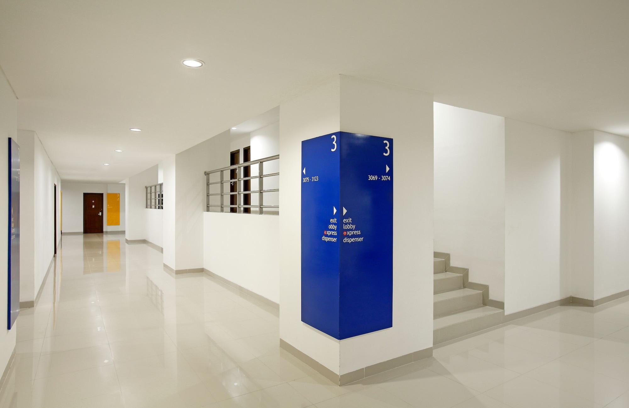 Amaris Hotel Seasons City Jakarta Luaran gambar