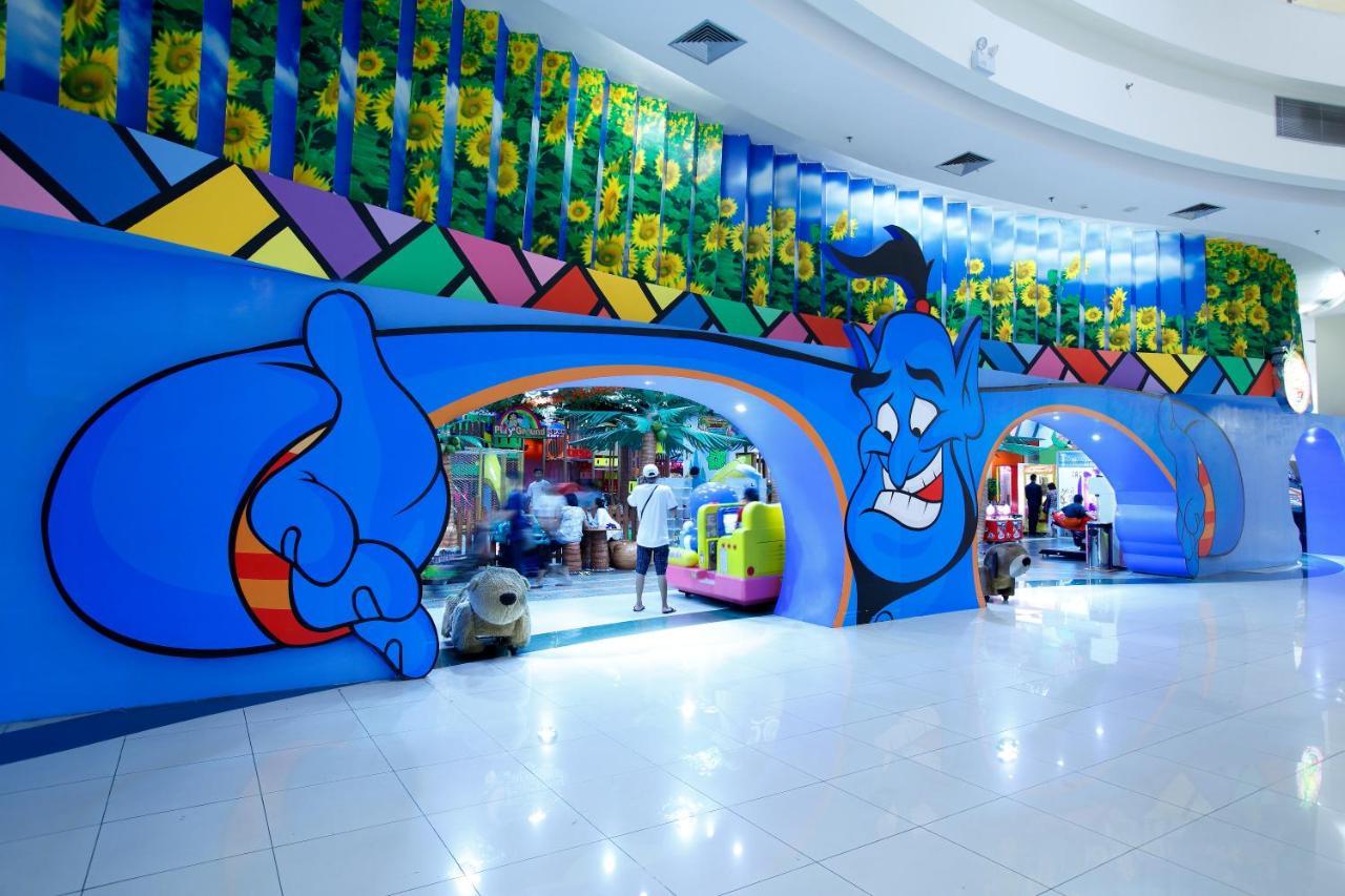 Amaris Hotel Seasons City Jakarta Luaran gambar