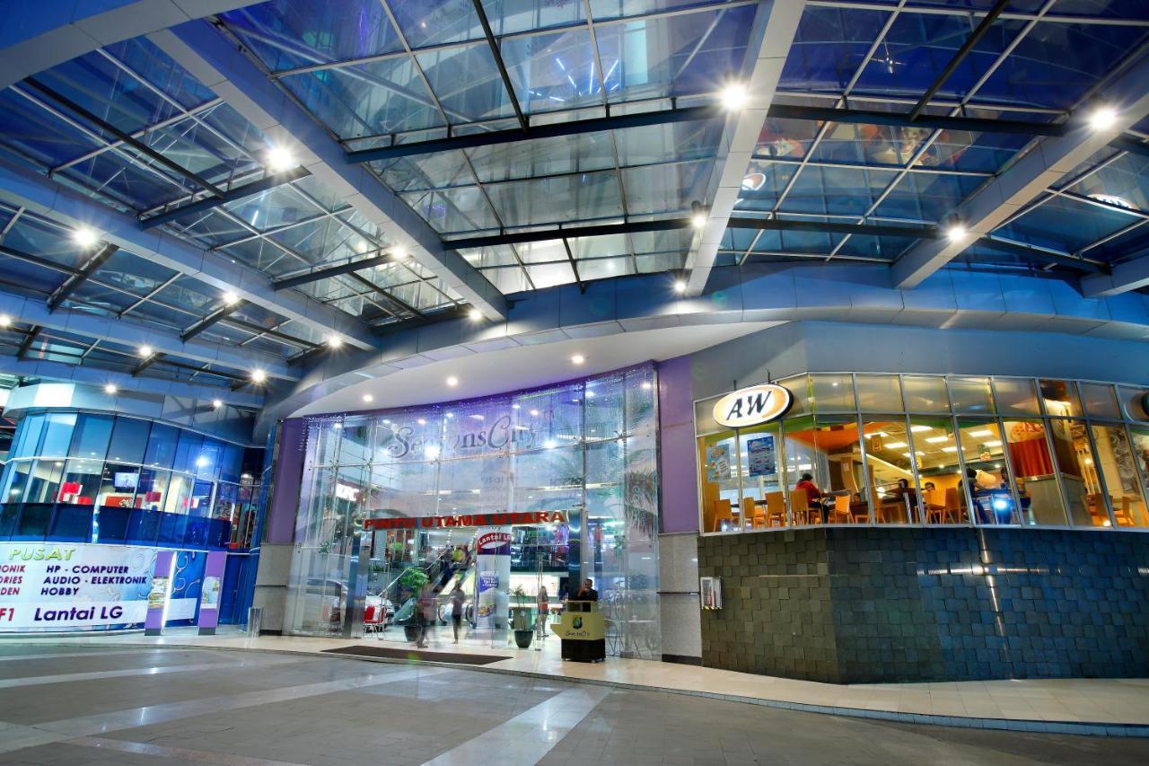 Amaris Hotel Seasons City Jakarta Luaran gambar