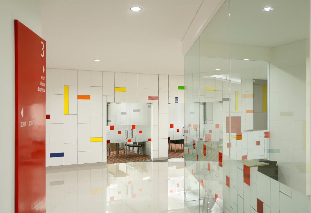 Amaris Hotel Seasons City Jakarta Luaran gambar
