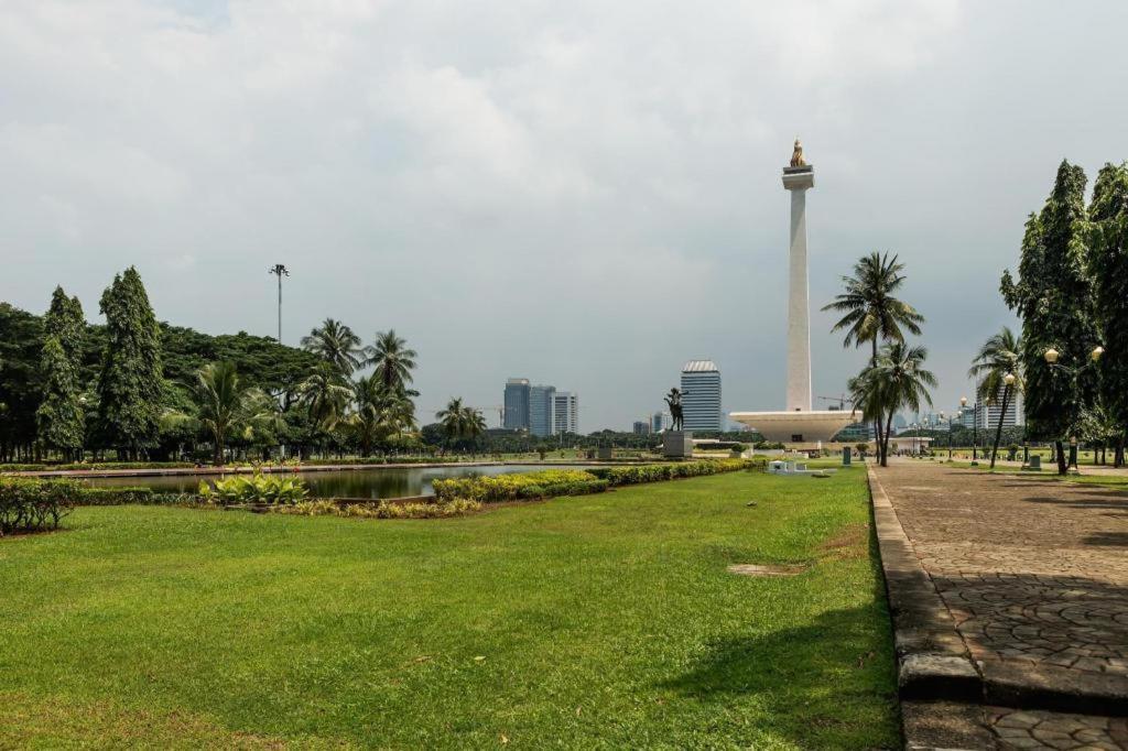 Amaris Hotel Seasons City Jakarta Luaran gambar