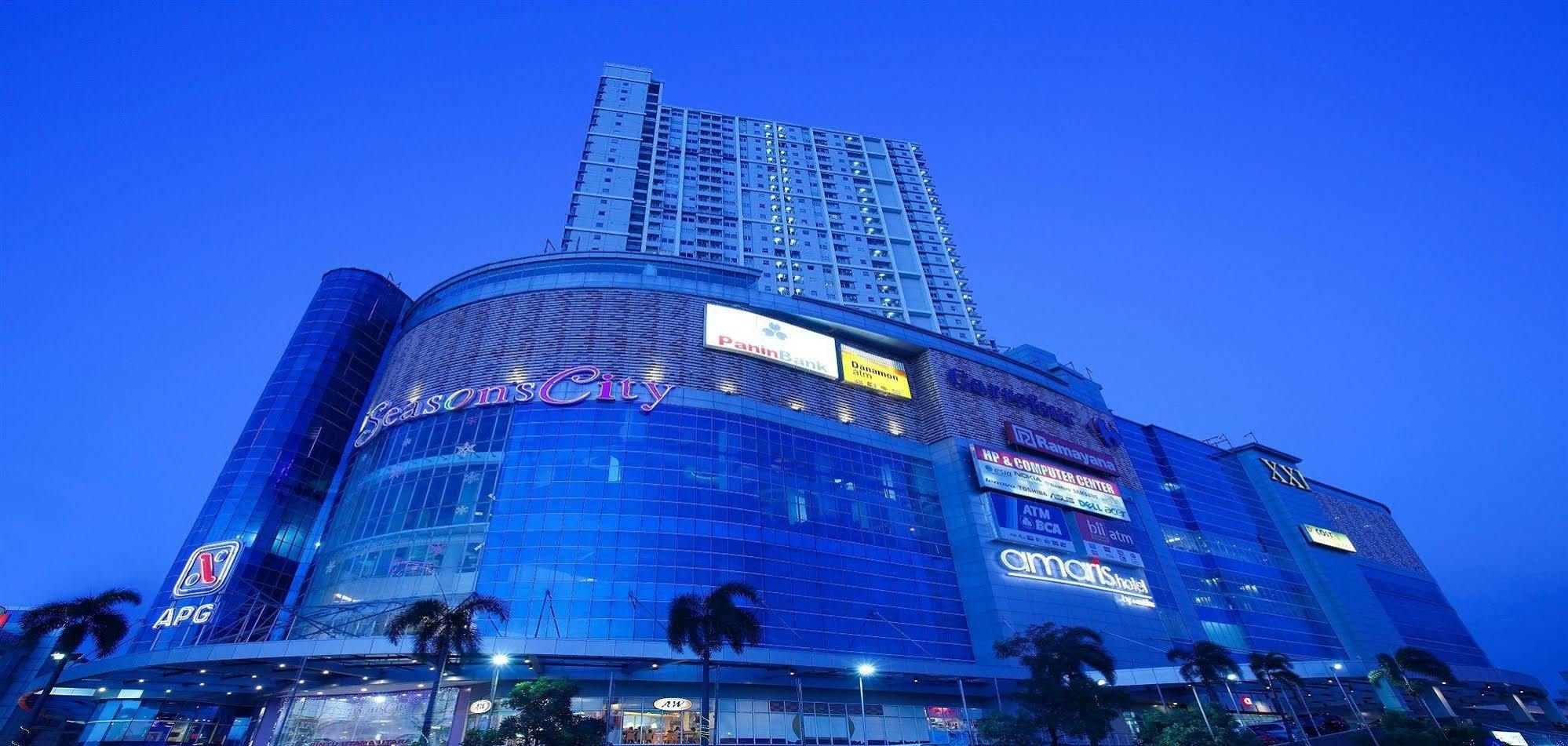 Amaris Hotel Seasons City Jakarta Luaran gambar